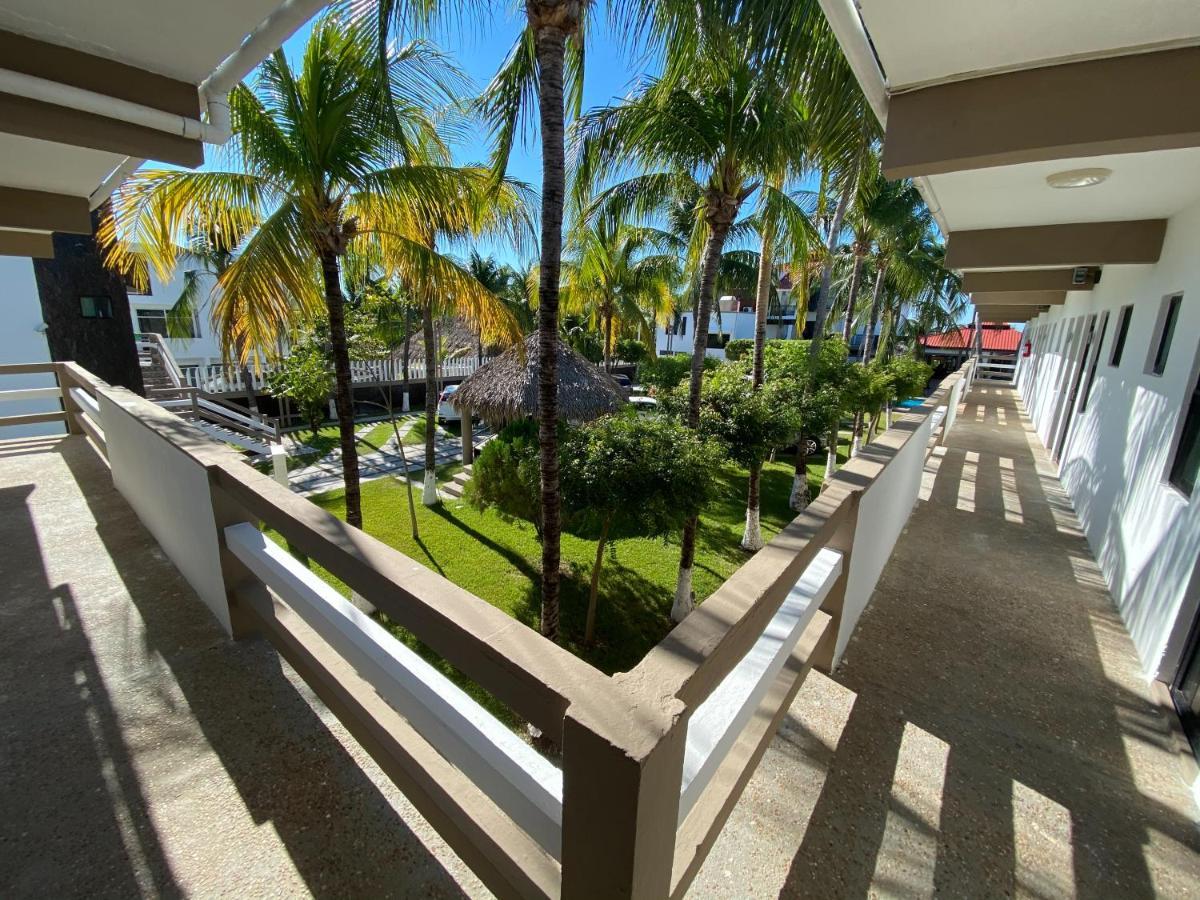 Hotel Villa Murano Puerto Arista Buitenkant foto
