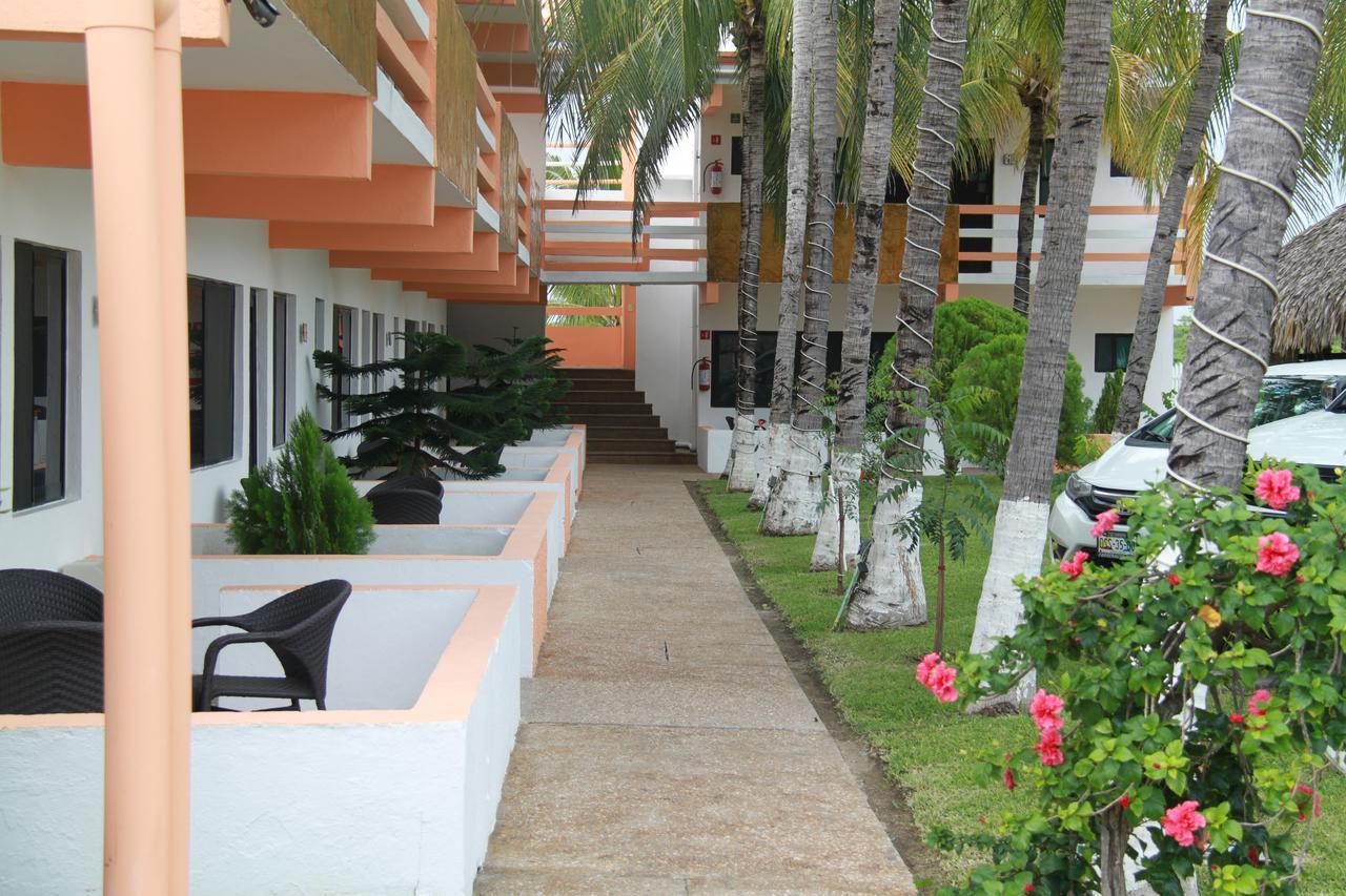 Hotel Villa Murano Puerto Arista Buitenkant foto