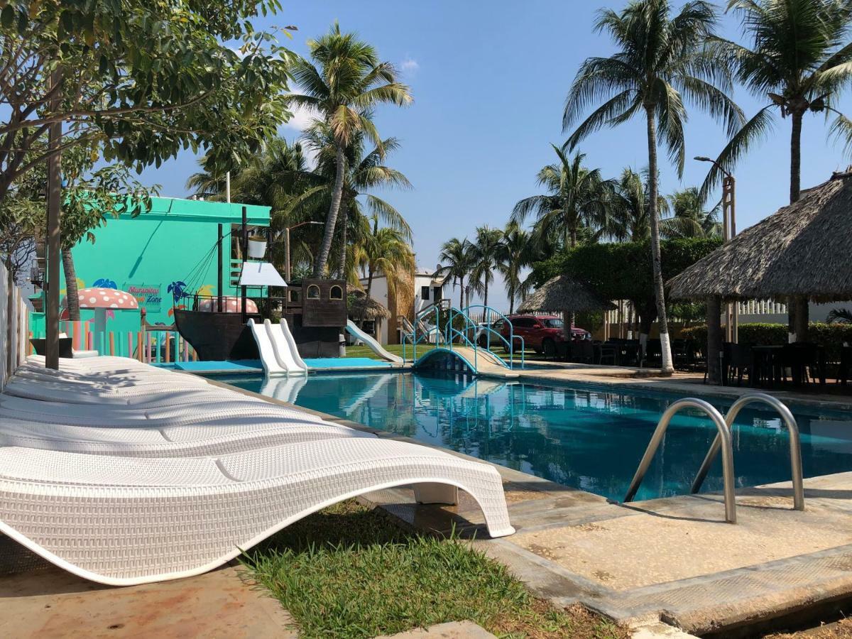 Hotel Villa Murano Puerto Arista Buitenkant foto